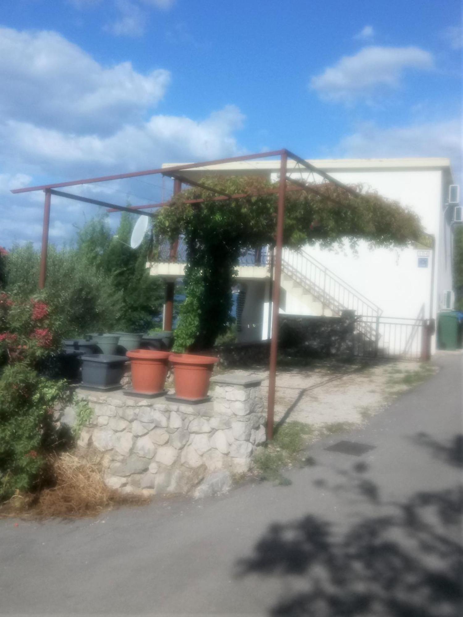 Ferienhaus Am Wasser - Kuca Rio - Iberische Finca In Dalmatien Біліце Екстер'єр фото